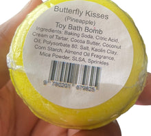 Load image into Gallery viewer, Donut Bath Bomb w/Yellow Duck
